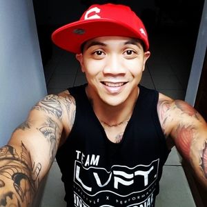 Meet your Posher, Jonathan